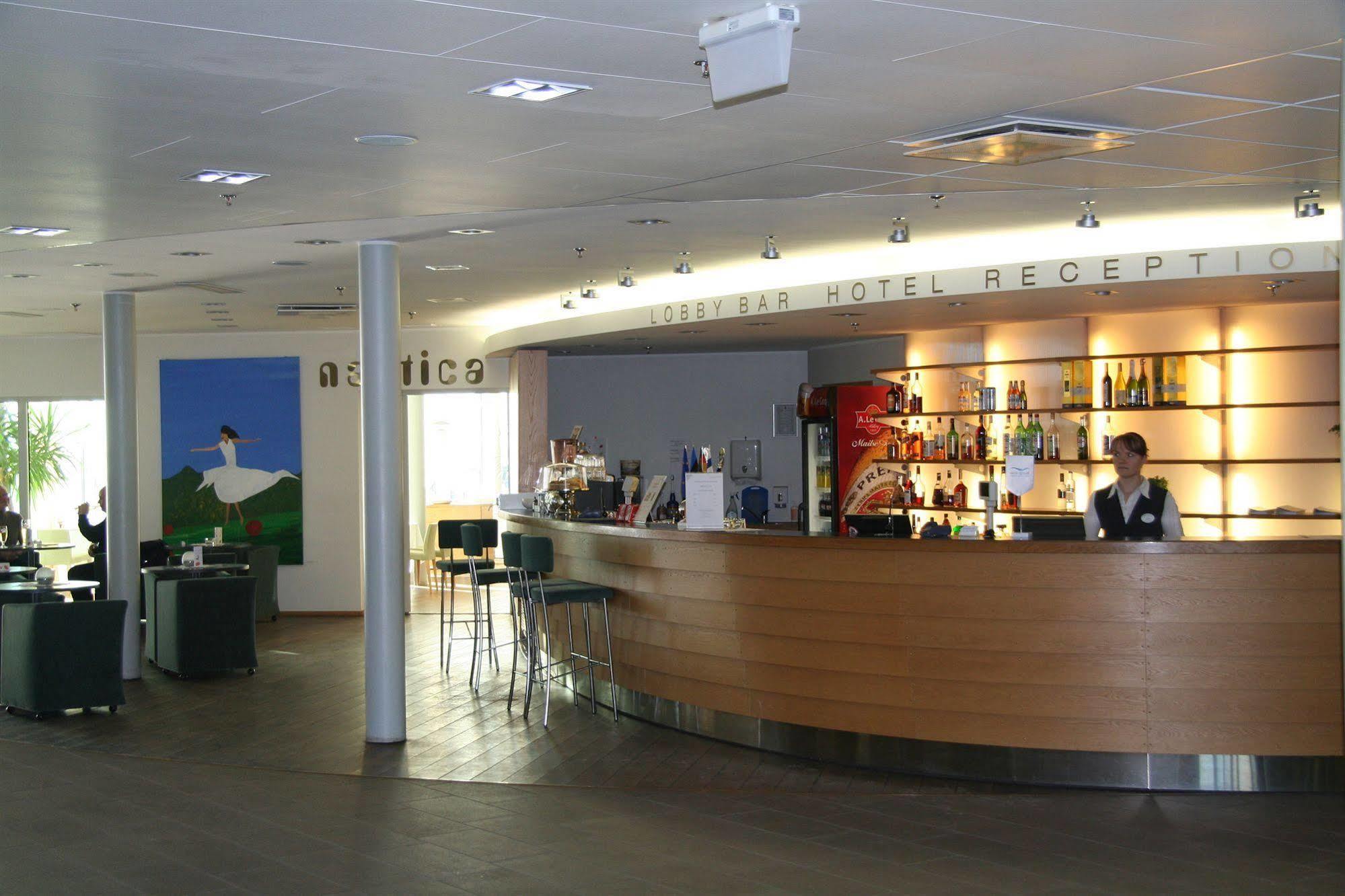 Asa Spa Hotel Куресааре Екстериор снимка